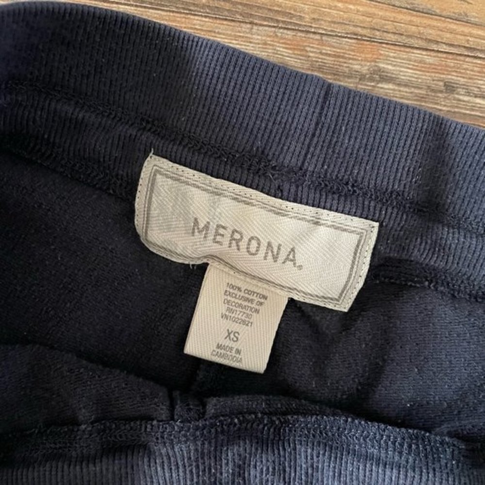 🎉Women's Merona Bermuda Shorts - Picture 2 of 3